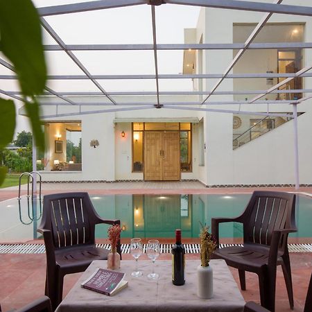 Alaya Stays Raga 2Bhk Farmstay With An Entertainment Lounge Sohna 外观 照片