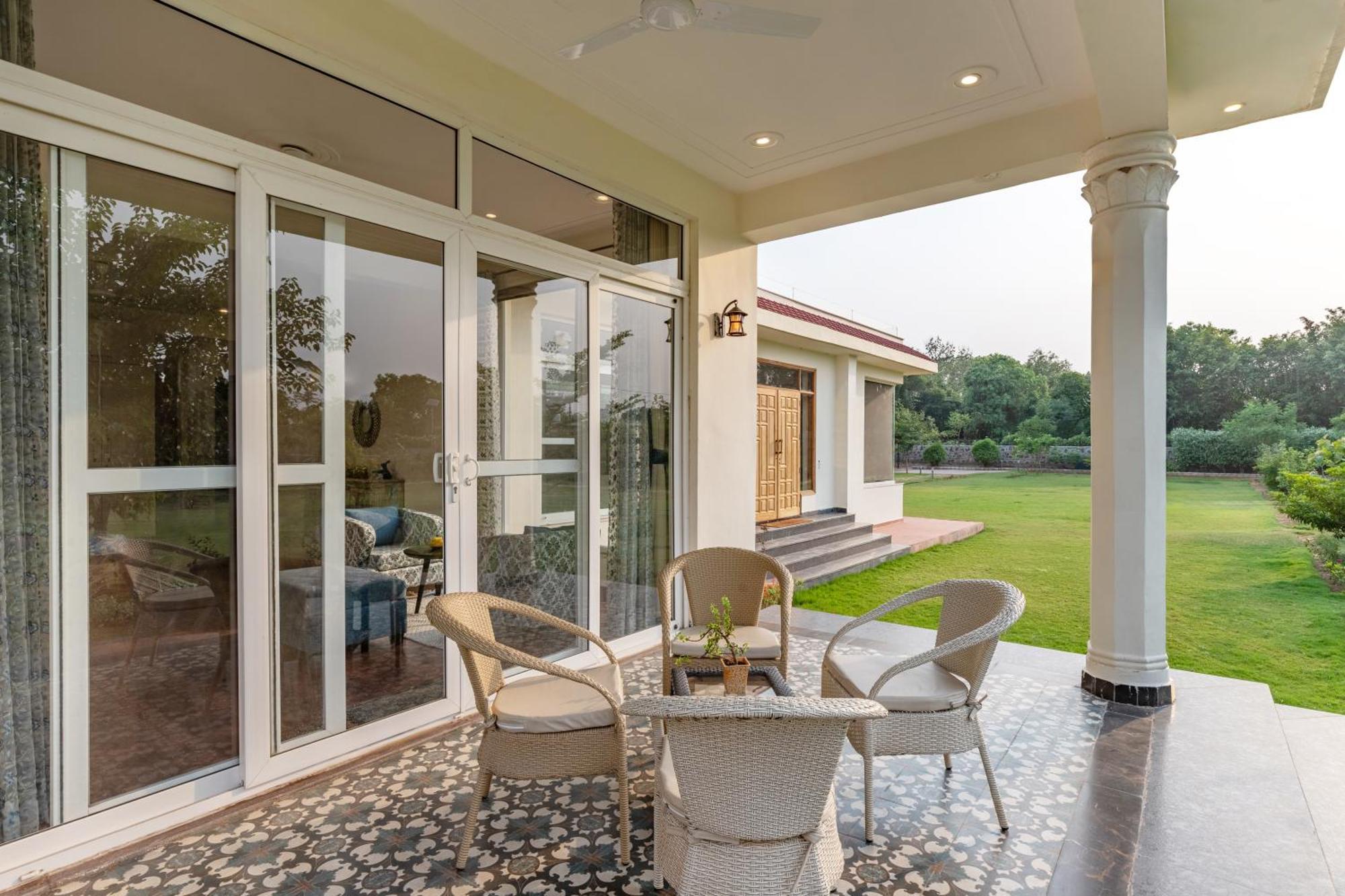 Alaya Stays Raga 2Bhk Farmstay With An Entertainment Lounge Sohna 外观 照片