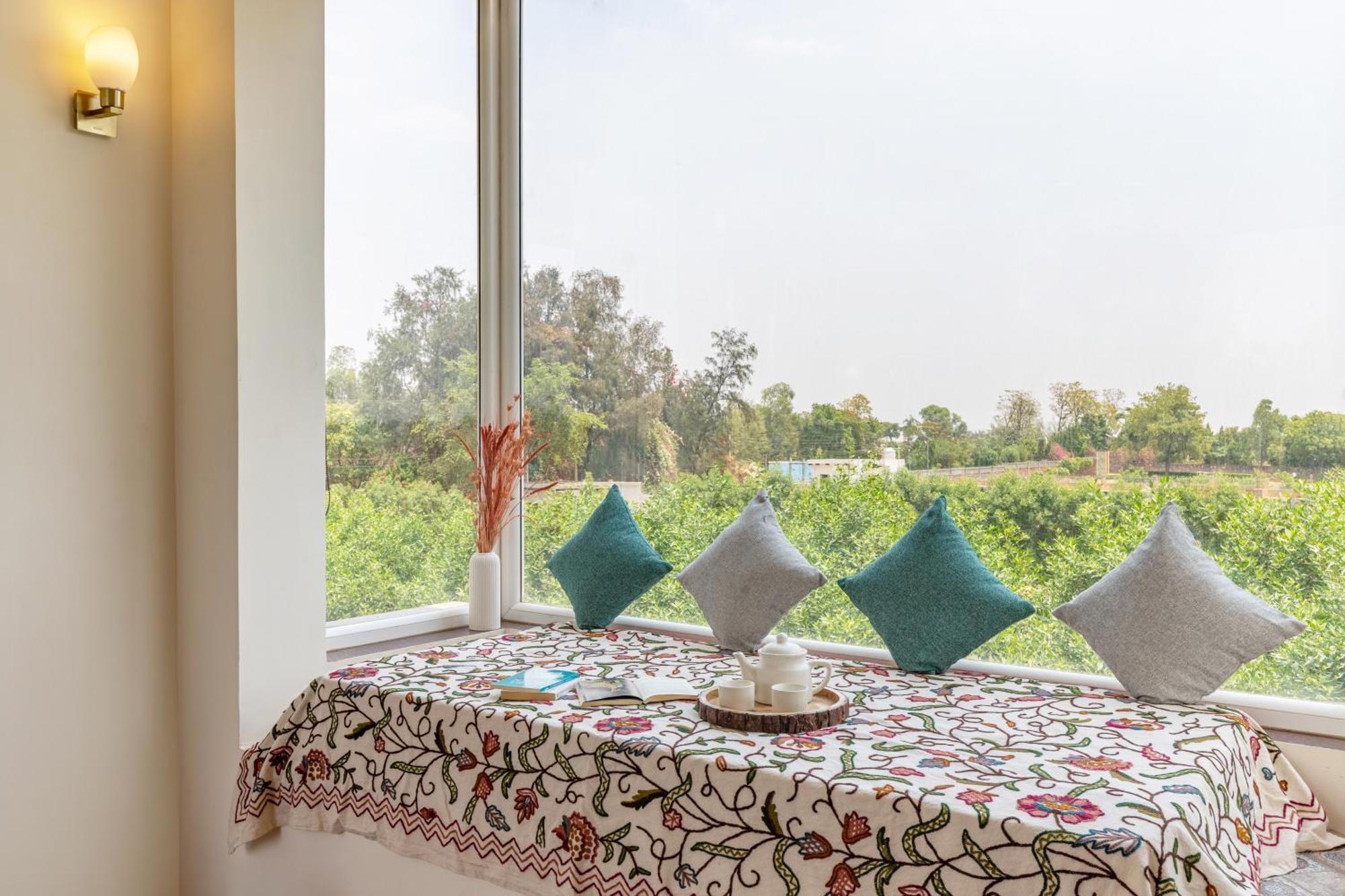 Alaya Stays Raga 2Bhk Farmstay With An Entertainment Lounge Sohna 外观 照片